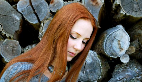 Simone Simons